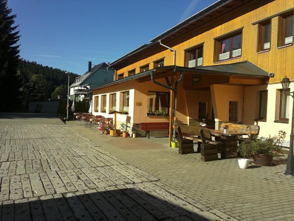 Pension An Der Erzgebirgsbahn Oberwiesenthal Esterno foto