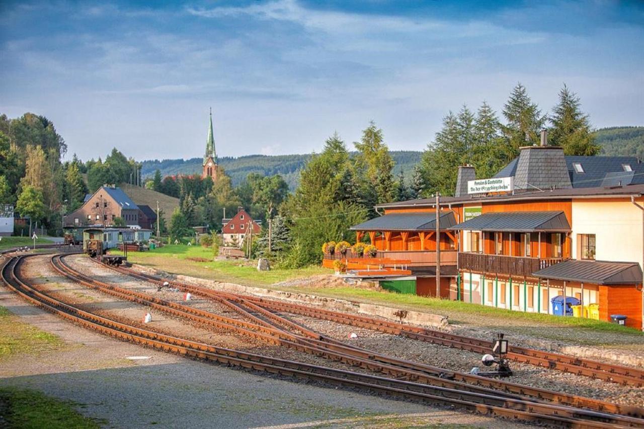 Pension An Der Erzgebirgsbahn Oberwiesenthal Esterno foto